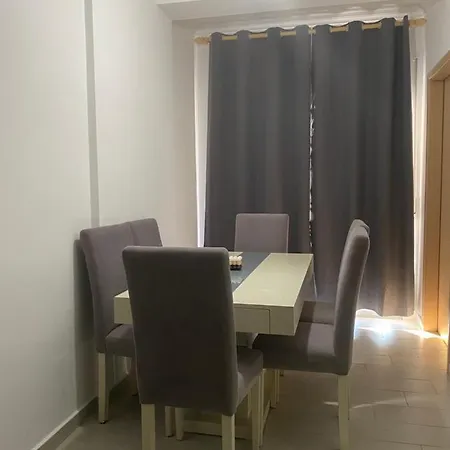 Auri Apartament